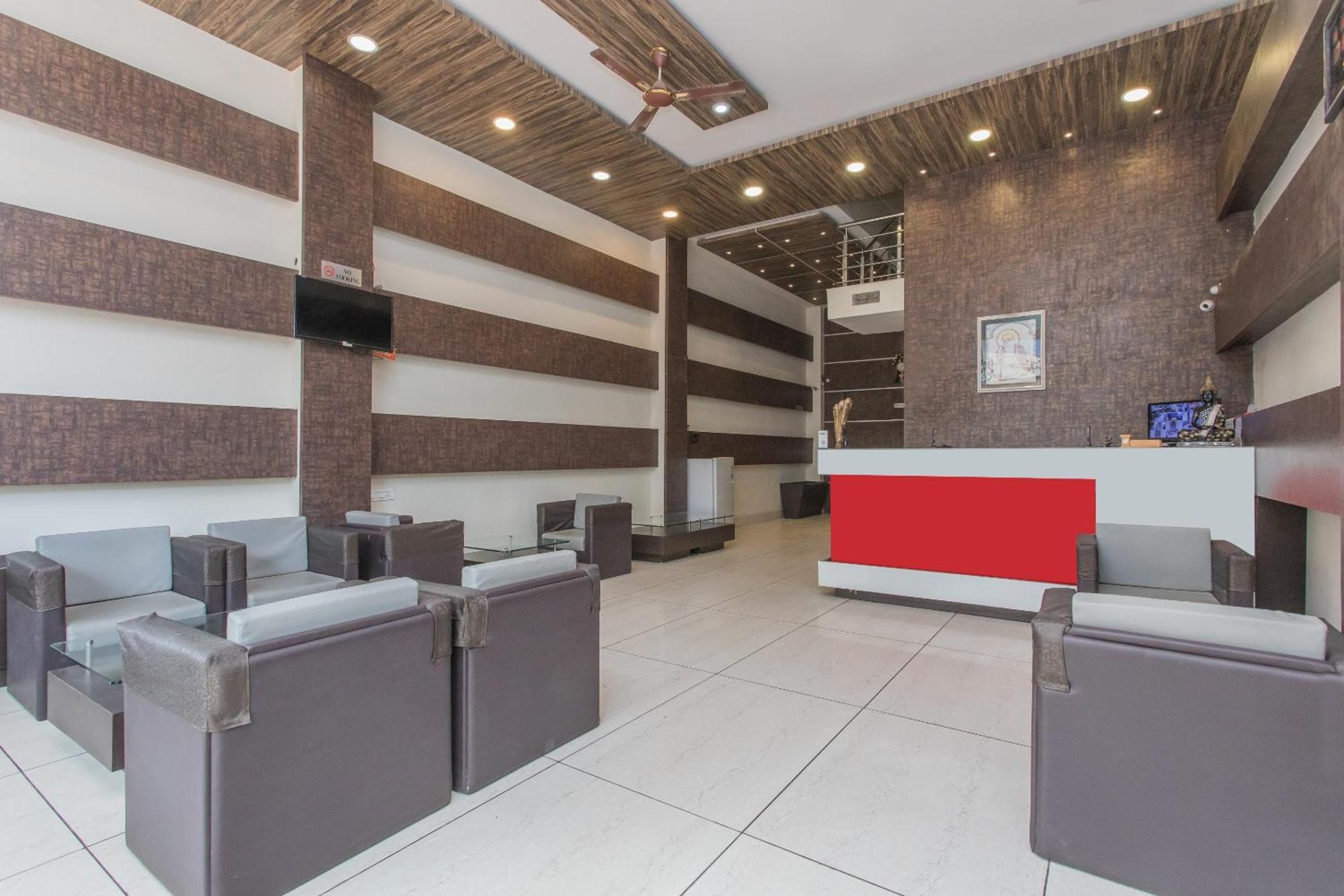 Hotel Mehar Residency Indore Esterno foto
