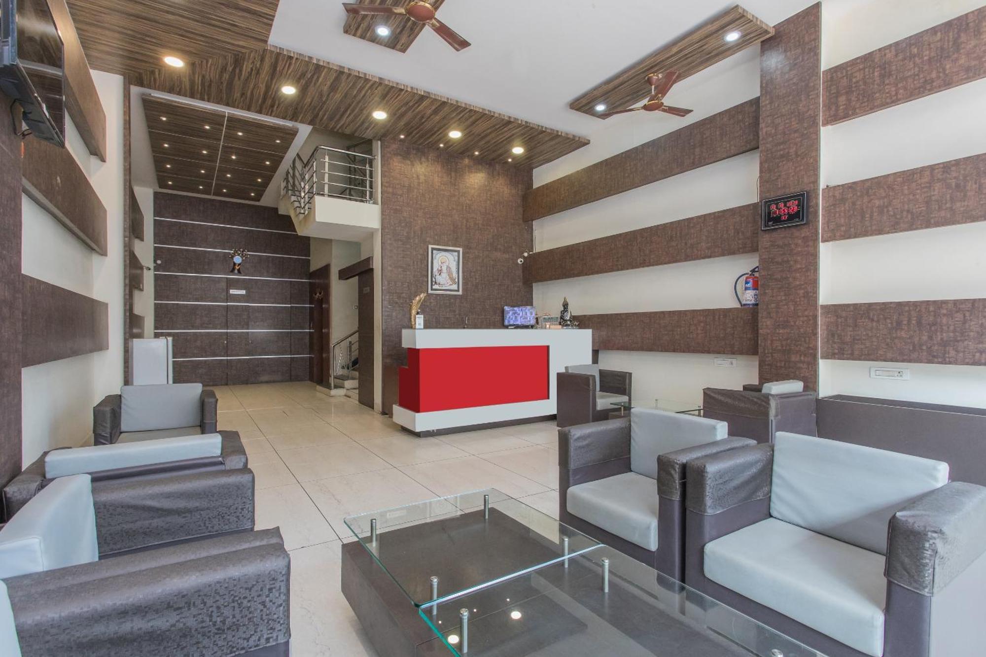 Hotel Mehar Residency Indore Esterno foto