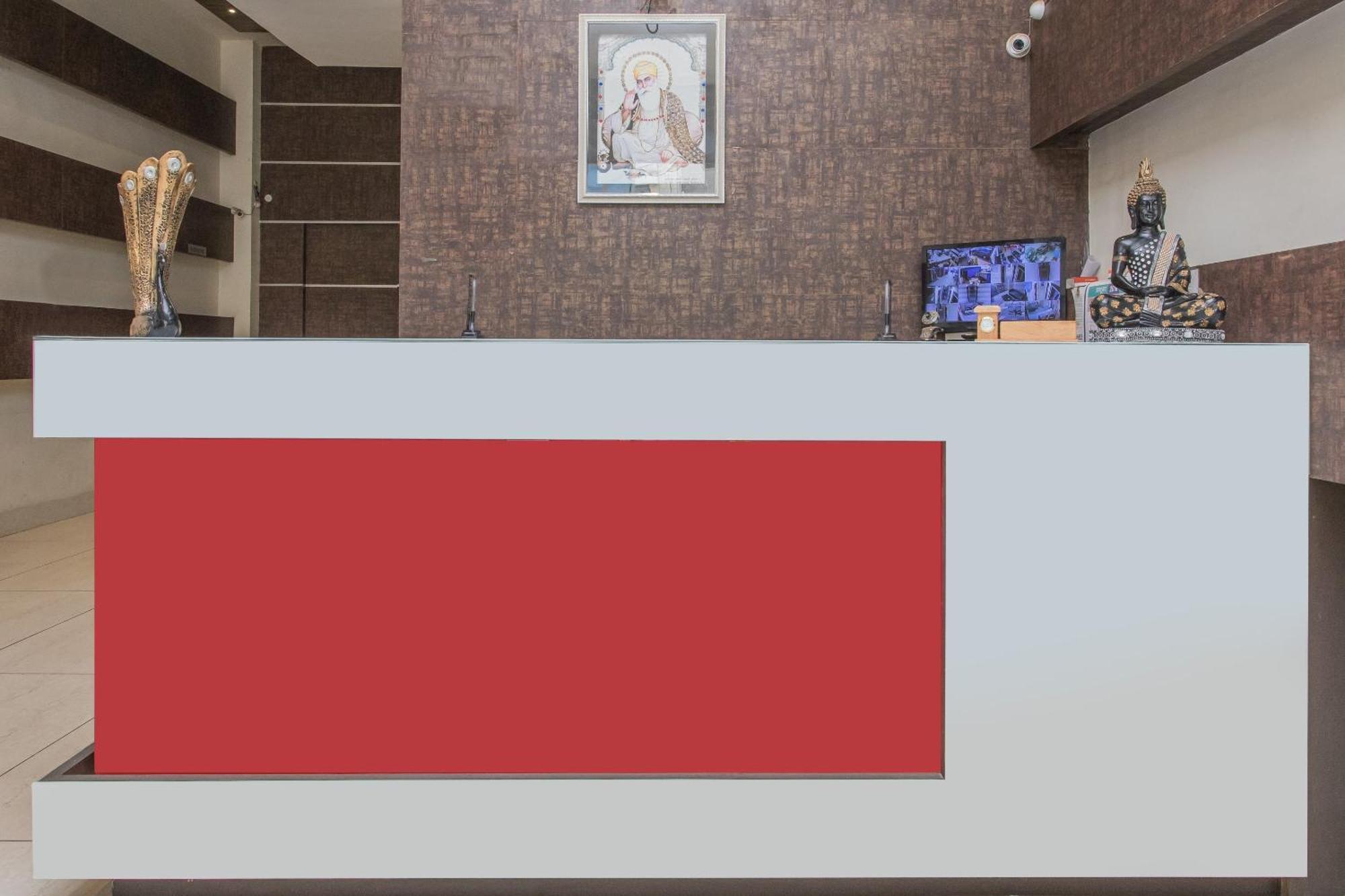 Hotel Mehar Residency Indore Esterno foto