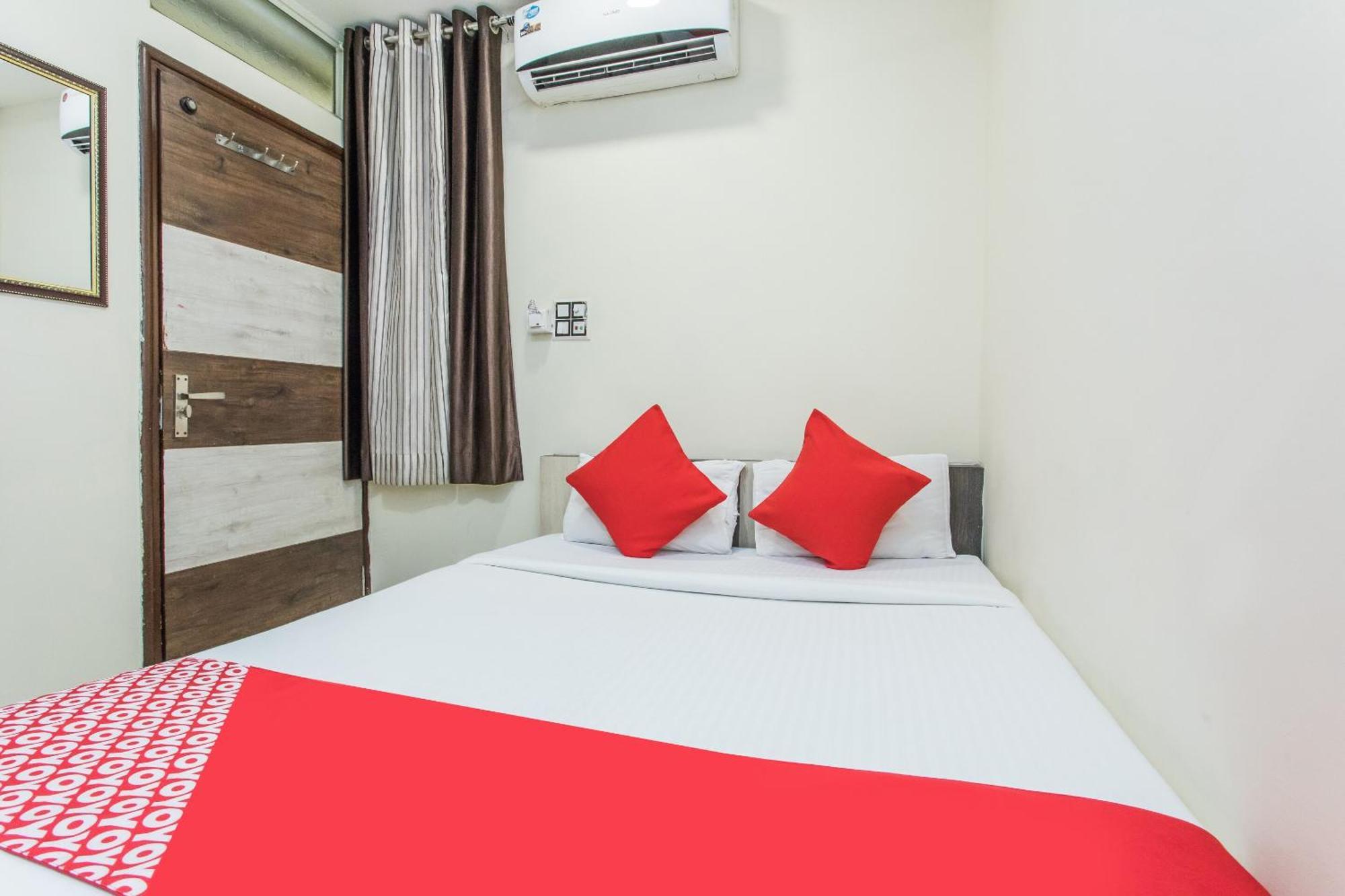 Hotel Mehar Residency Indore Esterno foto